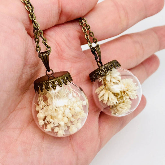 Getrocknete Blumen Blumenball-förmige Charm Pendant Halskette