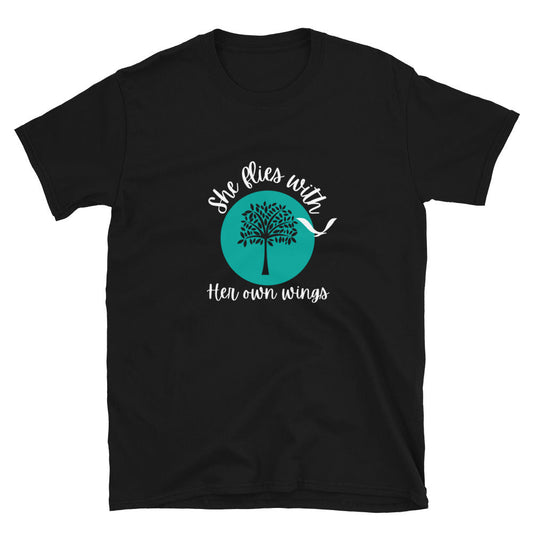 Sie fliegt mit ihren eigenen Flügeln Shorts-Sleeve Unisex T-Shirt