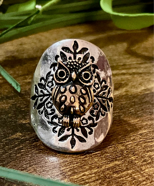 Zwei-Toned Owl Ring mit Stretch Band