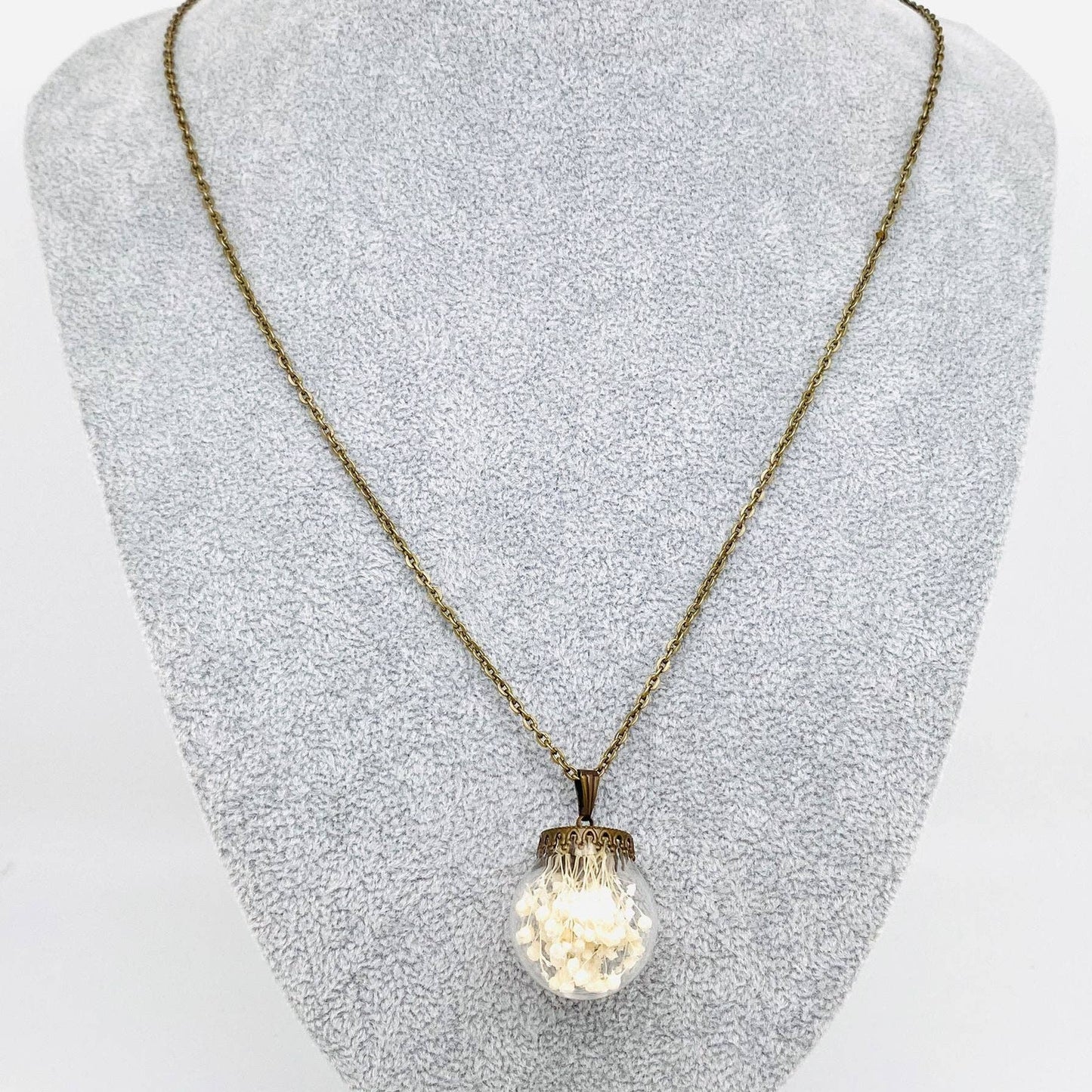 Getrocknete Blumen Blumenball-förmige Charm Pendant Halskette