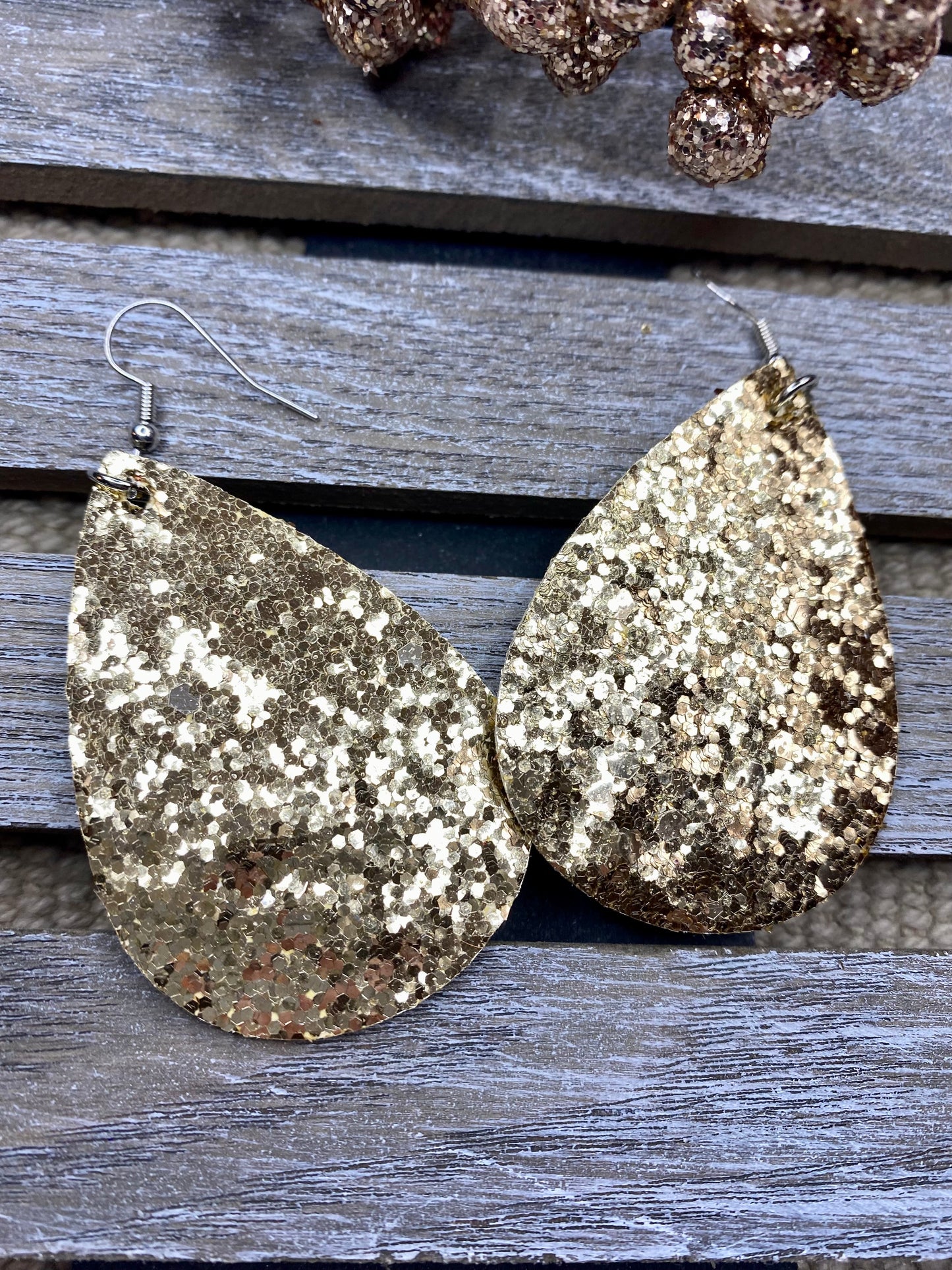 Glitter Teardrop Ohrringe - Verschiedene Farben