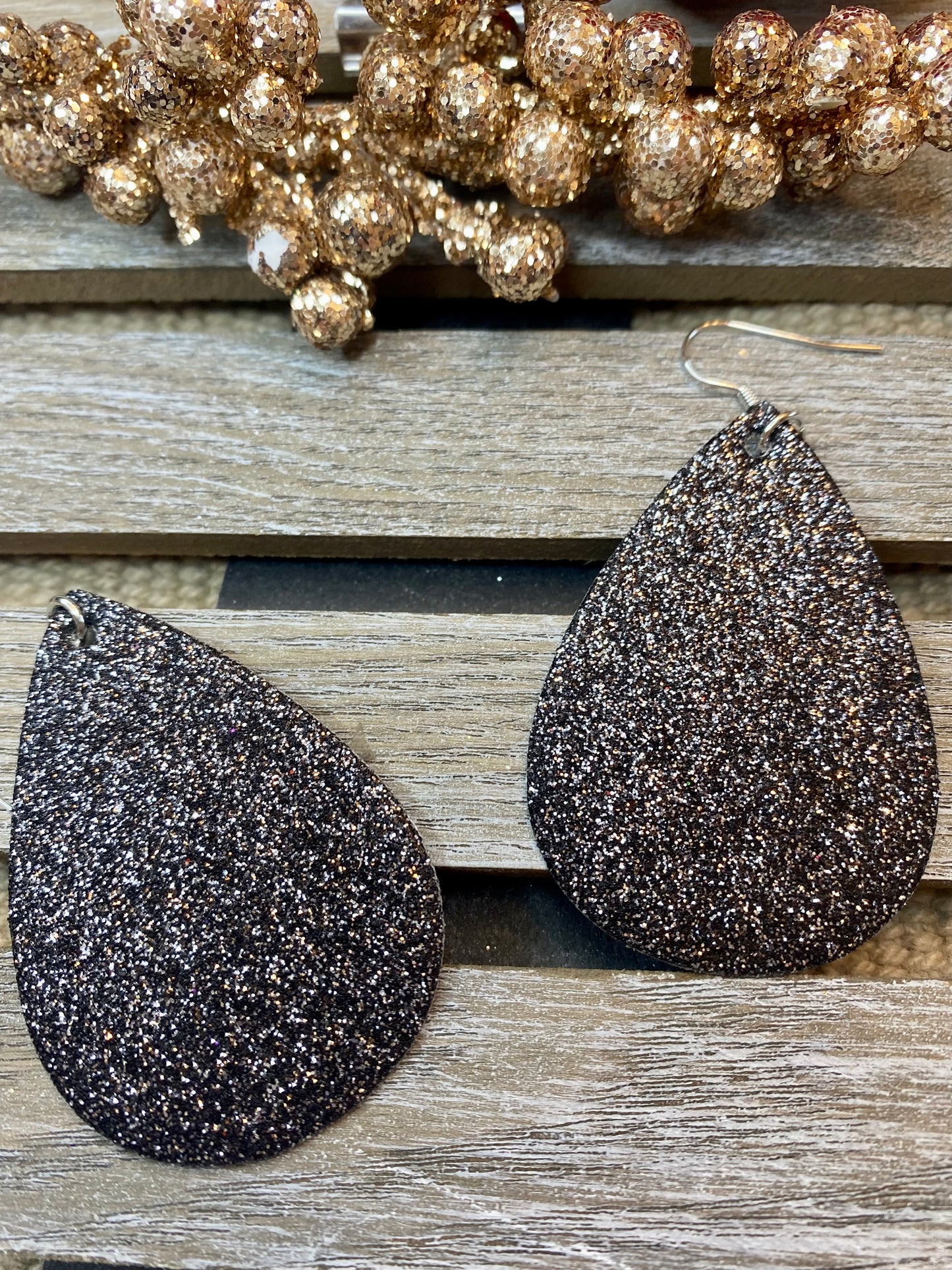 Glitter Teardrop Ohrringe - Verschiedene Farben