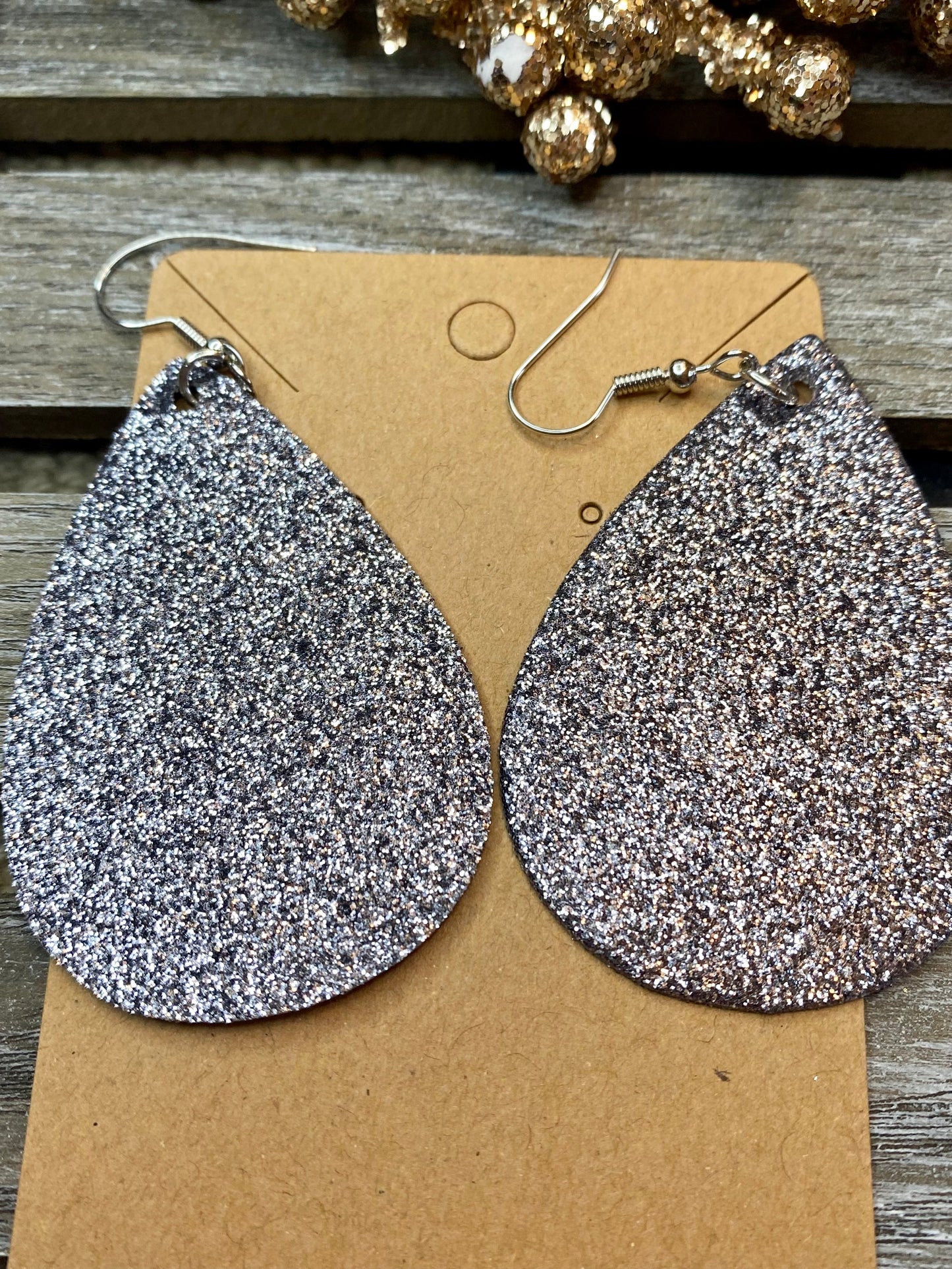 Glitter Teardrop Ohrringe - Verschiedene Farben